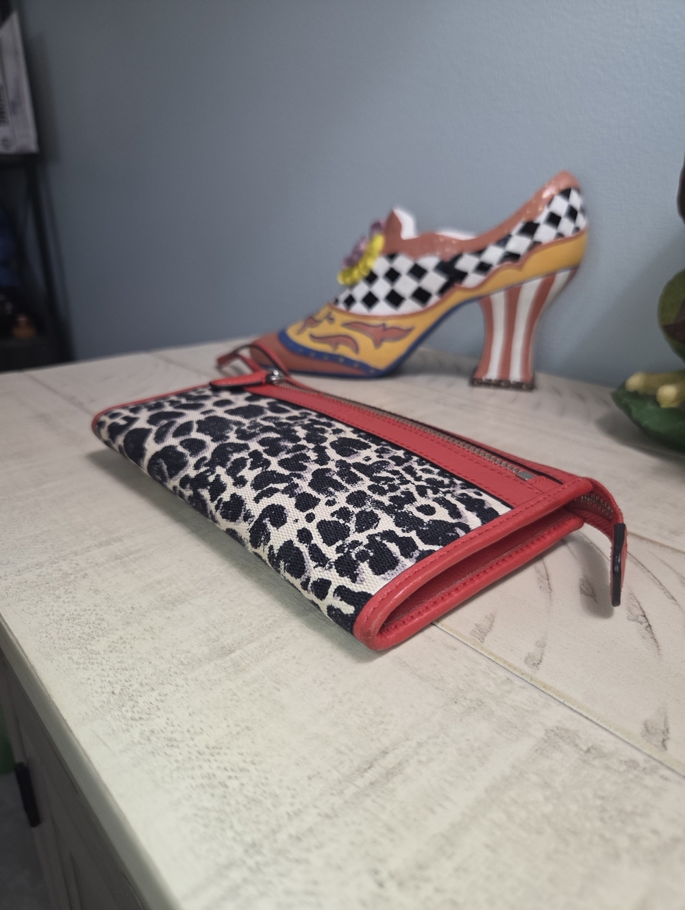 COACH Carnelia Legacy Ocelot Canvas Convertible Zipper Wallet Wristlet, EUC - Picture 8 of 14